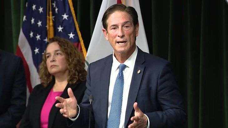 c47a4c97b67848f9a645fdbe4d02ea4a_md-3 022125_menendez_presser_qa_kal