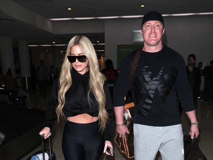 c4bb246452c342d3bf19431dd9008207_md Kim Zolciak and Kroy Biermann Together