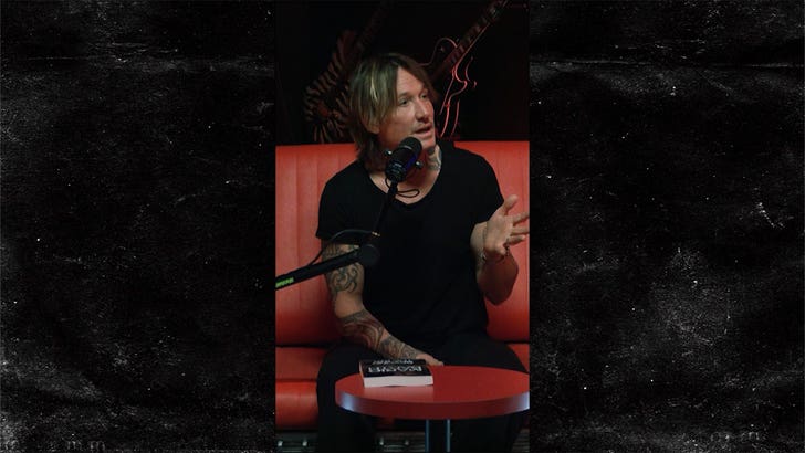 c4d83c2734884960af3af3ed59a2f22b_md 112323-keith-urban-nicole-kidman-sub-kal