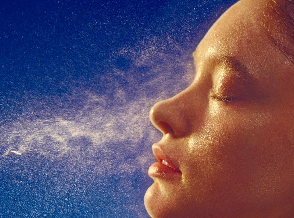 c506770c-af49-4335-85ce-7fbe78376f77_1752598832 hydrating summer skin care hero image.jpg