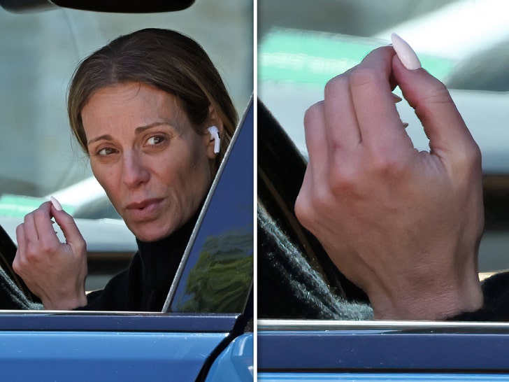 c814863074e34f9fa0ad6f081fa80821_md Dorit Kemsley Seen For First Time Since Filing for Divorce