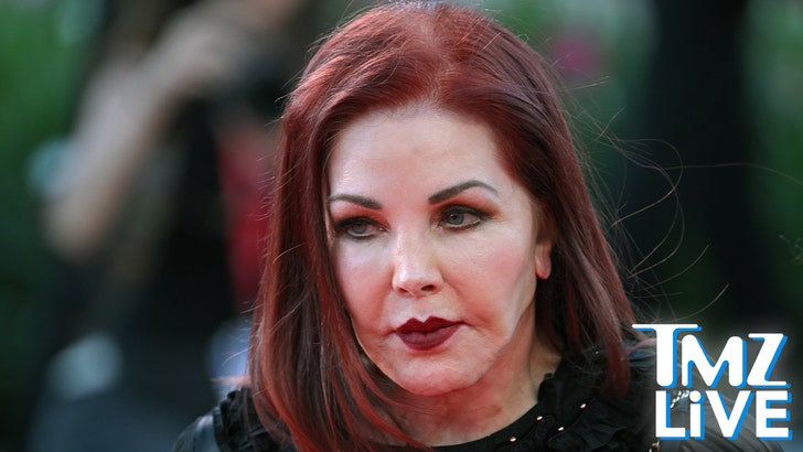 c847bed7cf6b457394e2709e5601e7f5_md-2 081425_tmz_live_presley