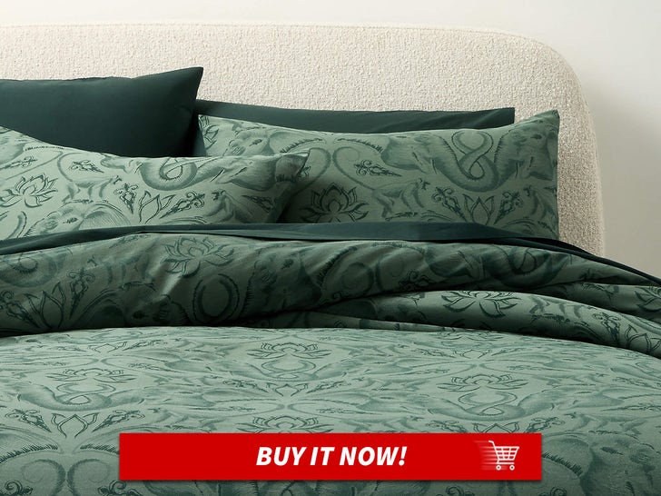 c864cad5b7374eb5a7331a2b2d78ea6a_md Entwined-Elephants-Green-King-Duvet-Cover-MAIN