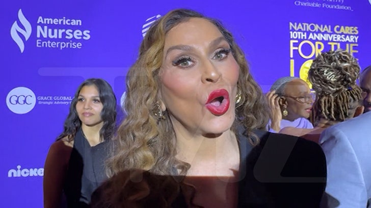 030725_tina_knowles_kal