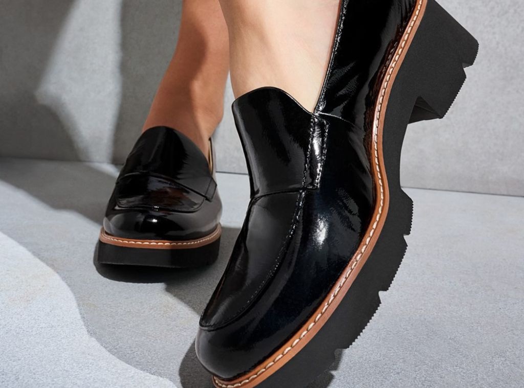 cbf6bdf8-6448-48c3-b791-1ade94f48f69_1744724245 shop_naturalizer sale 4.15_hero.jpg