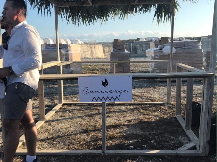 cc68346598fd49e1bf3767e6c58aadab_md-2 Fyre Festival Fail
