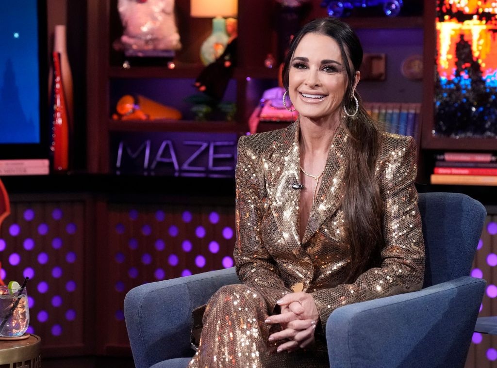 kyle richards mascara hero image.jpg