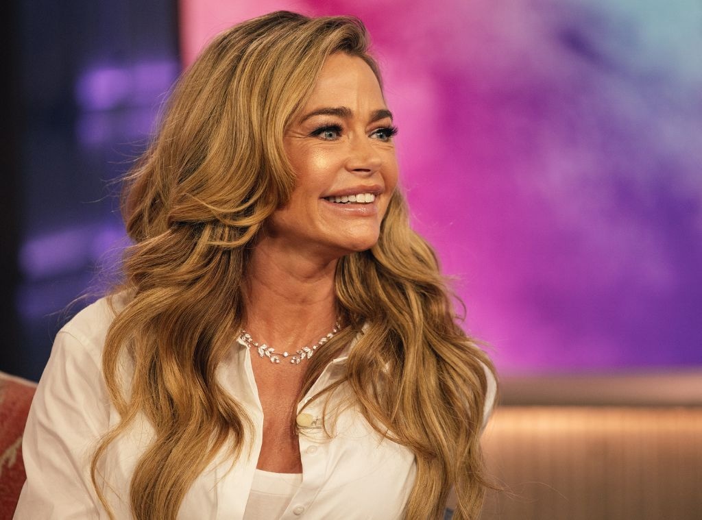 ce95ef4e-30ad-419c-8f9c-0f6f8bb12f89_1746707975 Shop Denise Richards Mother's Day Gift Guide