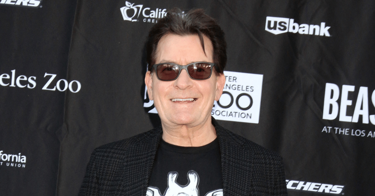 charlie-sheen-bought-sex-robot-after-women-shunned-him-over-hiv-status-1-1757713375078 Photo of Charlie Sheen