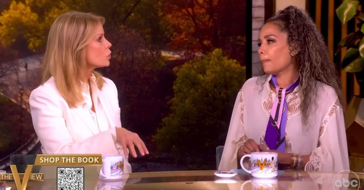 cheryl-hines-sunny-hostin-feud-the-view-rfk-jr-1760566401476 Photo of Cheryl Hines and Sunny Hostin