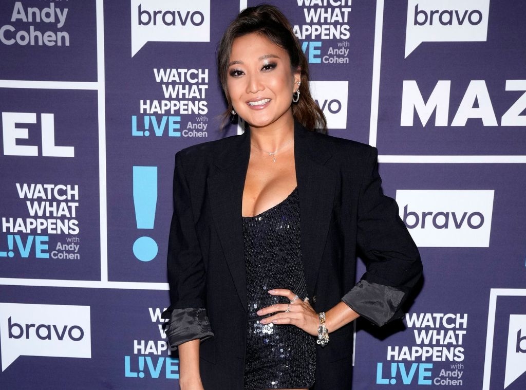 d143e9cb-5e3b-4ef8-8115-4c4259c14f7e_1744748413 Shop Ashley Park Beauty Routine