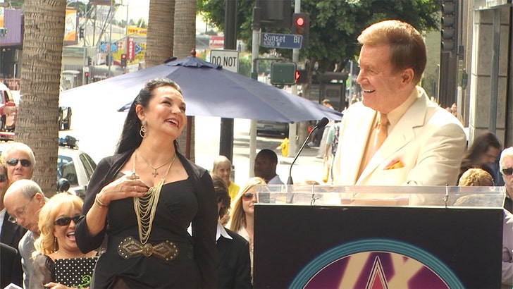 d1795b07a81140a2a1bea75e3367e7b0_md wink-martindale-crystal-gayle-kal-04-15-2025