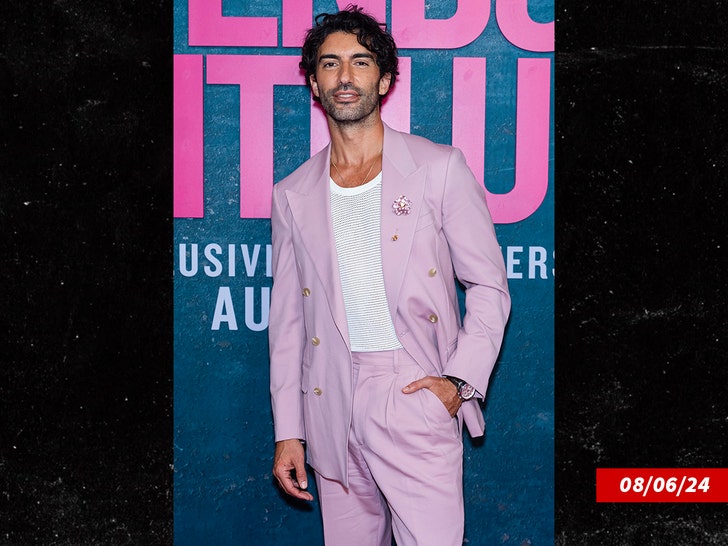 d1ebc7f3fadc4f51b0498a1f23d880a1_md-2 justin baldoni getty 1