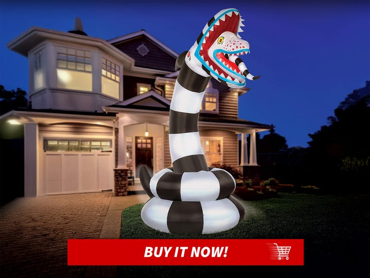 Spirit-Halloween-Beetlejuice-Sandword-Halloween-Inflatables-MAIN