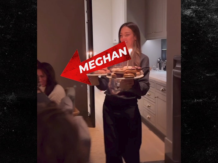 d4a5609b0e8541eb9313b363ab42fa7f_md 020125_jessica_alba-sg3