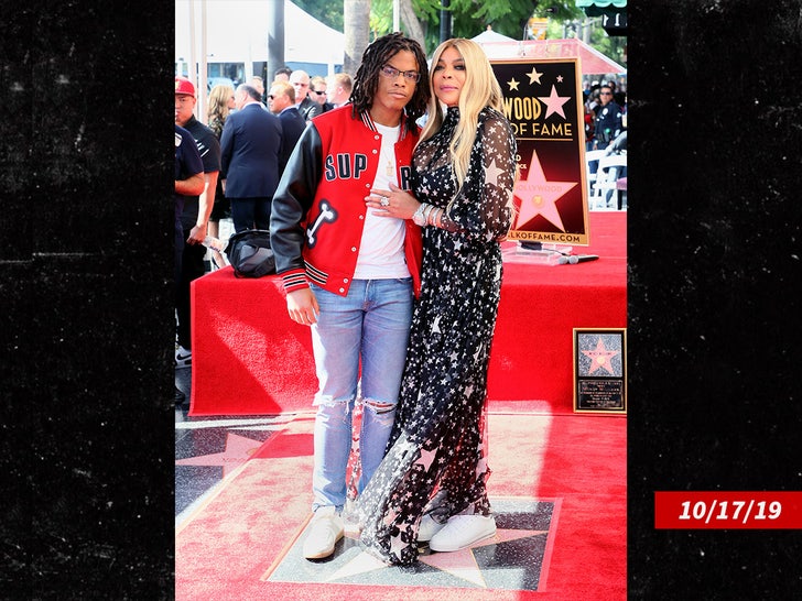 d64d8abe434f4bfb871f591ac92a0bf5_md-1 wendy williams kevin hunter jr sub getty swipe