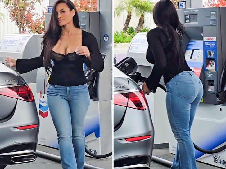 d6c60fc86b0646d3b206f71d1dd1dc1b_md Daphne Joy Spotted Pumping Gas