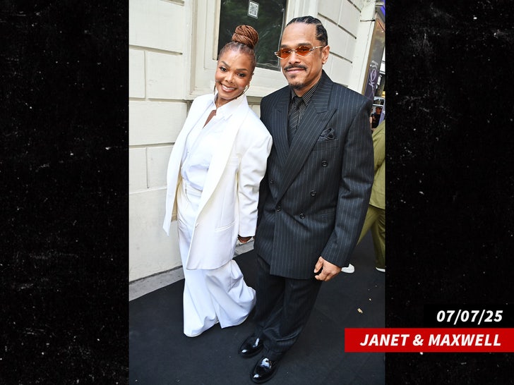 janet jackson maxwell sub getty swipe