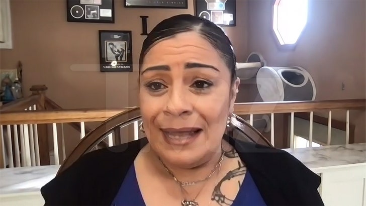 da072ce427d04a2c8365e73550e40497_md 020325-lisa-lisa-kal