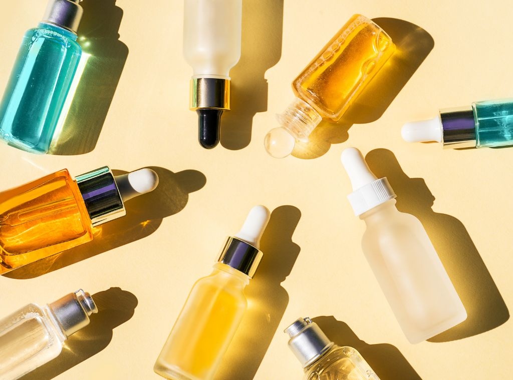 da0970c5-d8be-41b5-8550-7d64428435e4_1747251309 oily skincare hero image.jpg