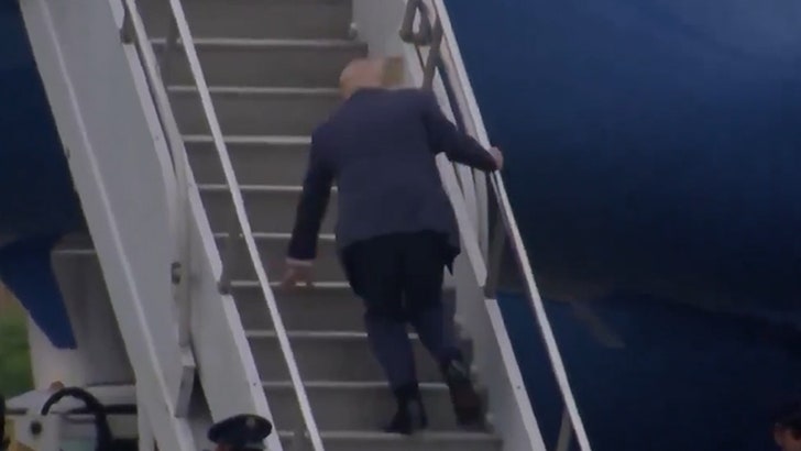 da663ed4a9b04187a761e2cb031bf649_md 060825_donald_trump_kal_v2