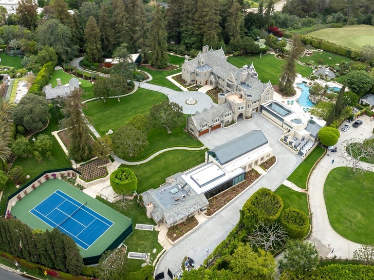 dc3e6ff0c28e4cb58aec1224895bdb8b_md Playboy Mansion Renovations Complete