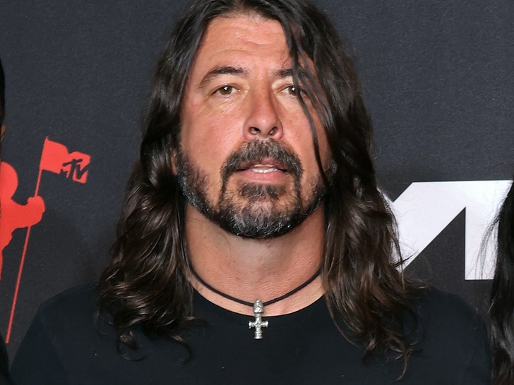 dcd2df68c0a145ed9571fcc5db6b0982_md dave grohl