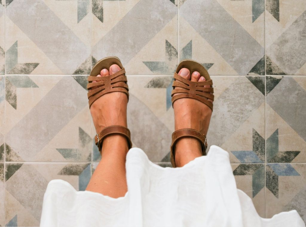 de8cf14a-08b6-4dbf-955a-0da0e9bd49c4_1753464326 SHOP Shop the Best Amazon Summer Sandals Under $30 main image