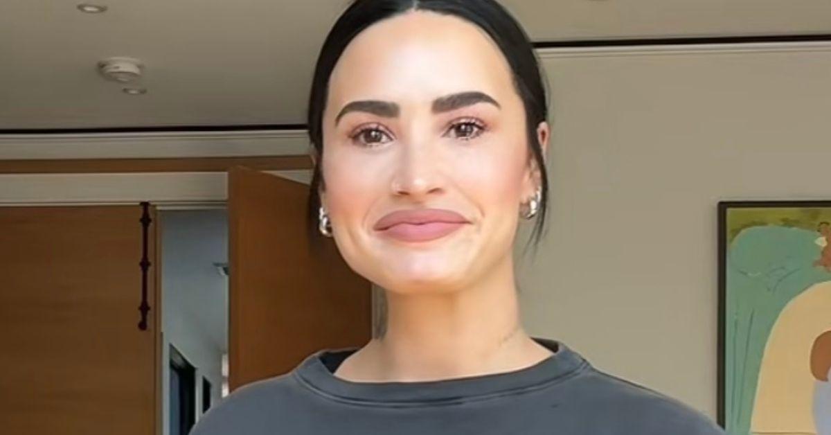 demi lovato plastic surgery