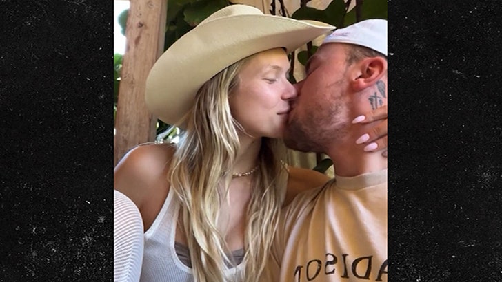 dff2fd534d0c42e7822055d63d9f74a0_md Johnny Manziel