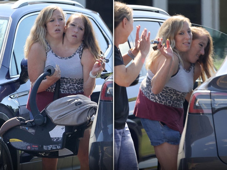 e23a558b143848e9944d27638424ac6c_md-1 Conjoined Twins Abby & Brittany Hensel with New Baby at McDonald's