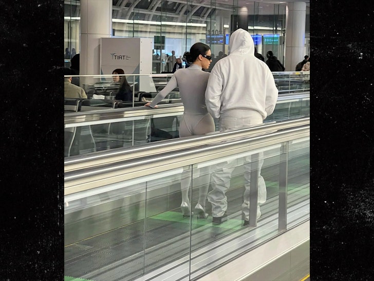 e3a20a95d3d840fe981f62c5cc064cc5_md kanye and bianca censori back in the us