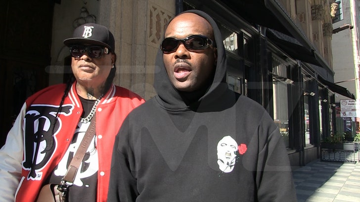 e435bb70e33d46a9bf581c17ee5e4877_md 022125_treach_tupac_kal