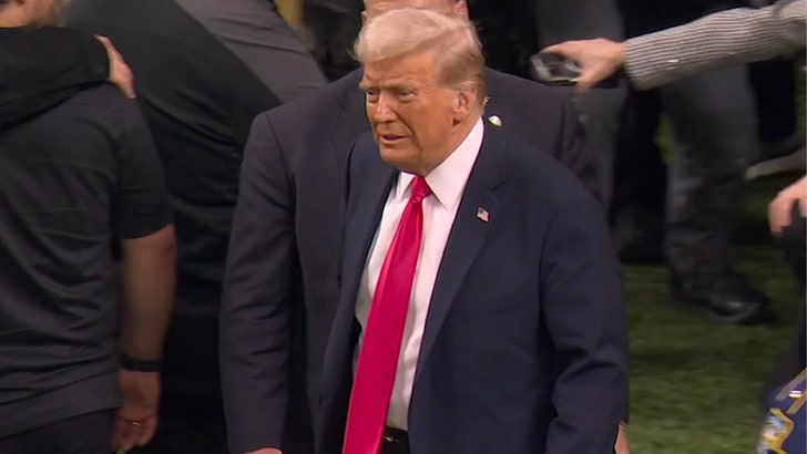 e647037521874b8dab13f5cf3c1bf483_md-1 020925_trump_sb_kal