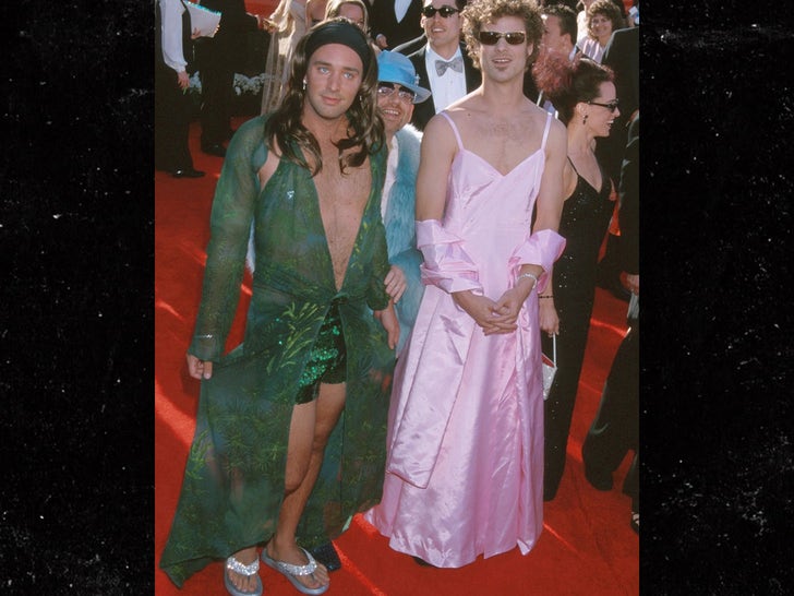 e7485b0e4c764d308c80d3f052bfa0bf_md 0226-Oscars-Most-Memorable-Moments-Sub4