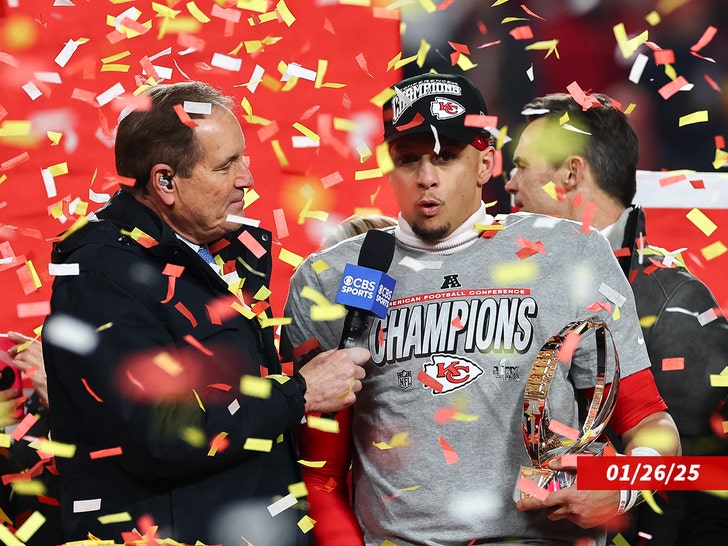 e7c0c5f88b9842fcb561e1f1bf8fa86b_md patrick mahomes