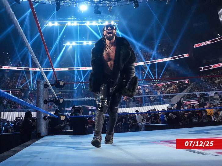 seth-rollins-sub-getty-1
