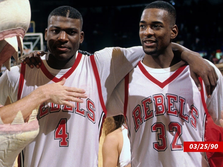 e8809c6e36fa43fe9ee30f62fee95fb1_md Larry Johnson Stacey Augmon
