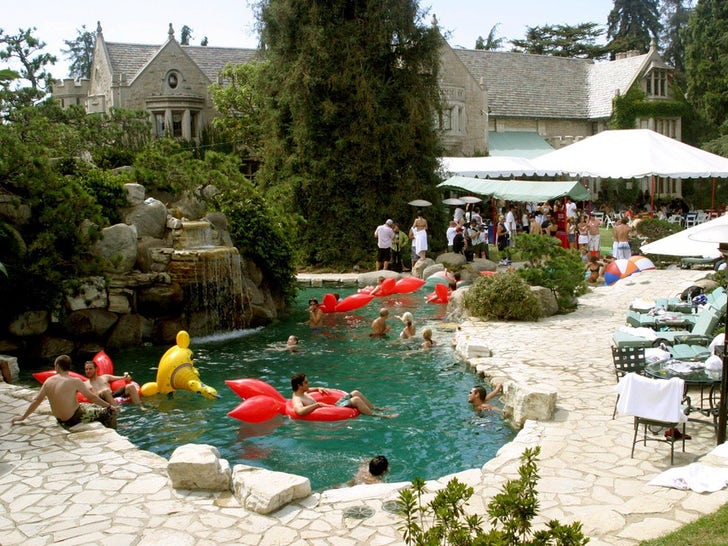 eb52899d533c4b8da872a95bcbfa3d9a_md The Playboy Mansion Before The Construction