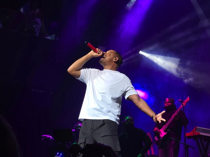 eb55edd1317140ce8056db32cb1d5917_md Will Smith Performs At The House Of Blues In Las Vegas 11