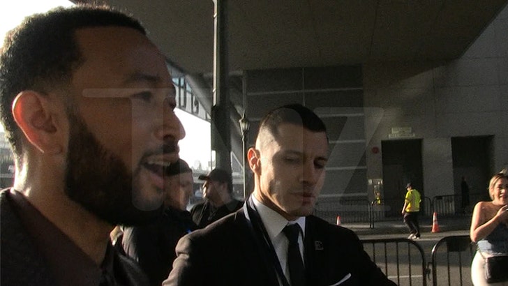 eb94d89abffc4c168b832535e69f4fd5_md-1 020225-john-legend-kal