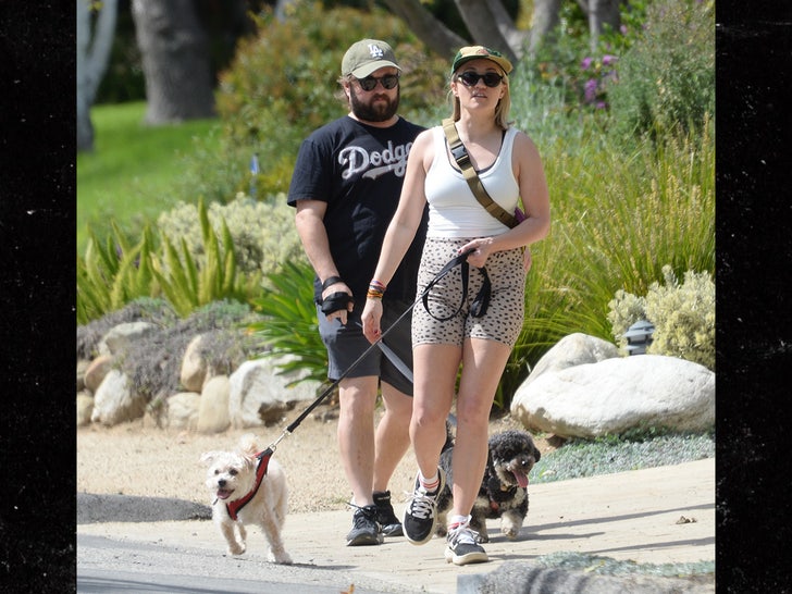 ebf5662012024643bc11af373c650590_md Emily Osment Haley-Joel Osment the image direct