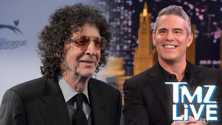 ec98bae3e722430ba638ec92a544d2f8_md-1 090825_tmz_live_howard_stern_andy_cohen