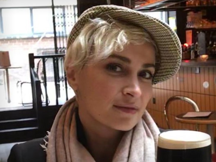 eeb64dcebe17447cb053269a857727f6_md-1 Remembering Halyna Hutchins
