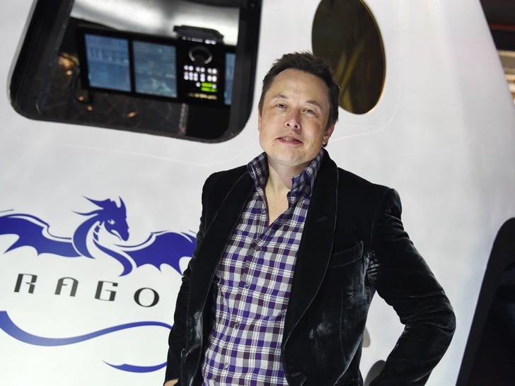 eed3c2ac6f9343d6a553e654437f2b6d_md Elon Musk Hard At Work