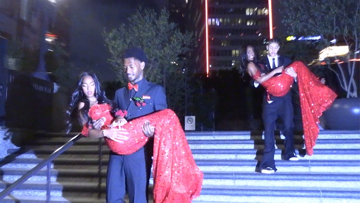 f06f40a41fb4442cbd12412442fcafda_md diddy-daughters-twins-prom-kal-05-18-2025