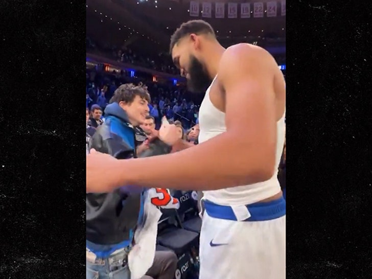 f14ca15fc0dc403ba852ad187d27b248_md 012825-timothee-chalamet-primary-2