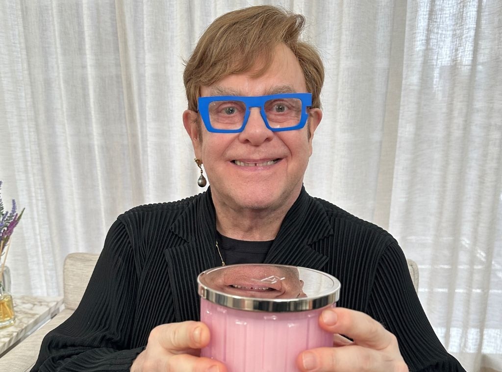 f14df981-1fe9-472f-89a5-4872e1267022_1744803937 Shop Elton John by Slatkin + Co. Candles