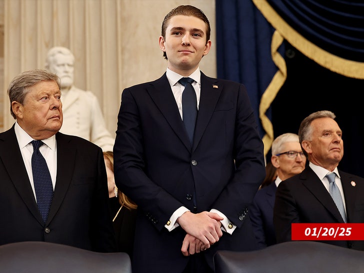 f330a5d570d84d199d1c039216c86a4b_md barron trump sub getty swipe 2