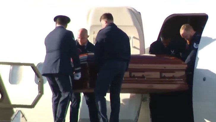 f3833a49f29648c2b4d6bf005762d262_md 091125_charlie_kirk_casket_arizona_kal
